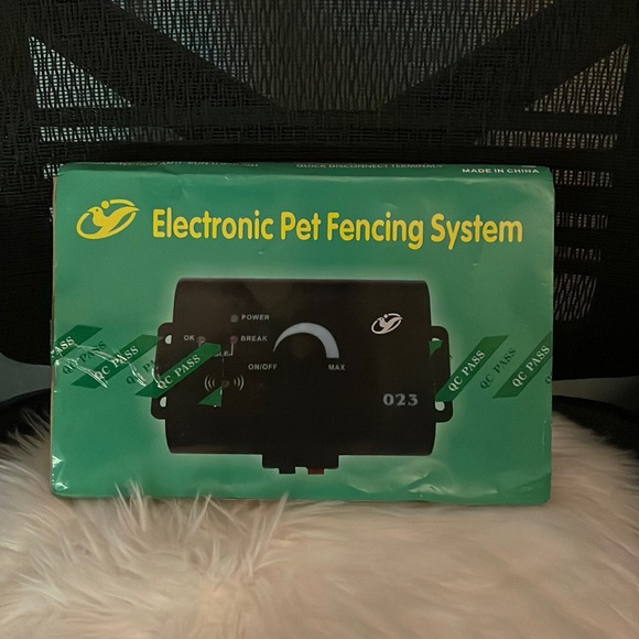 Other Electronic Pet Fencing System Brand New In Box Never Opened